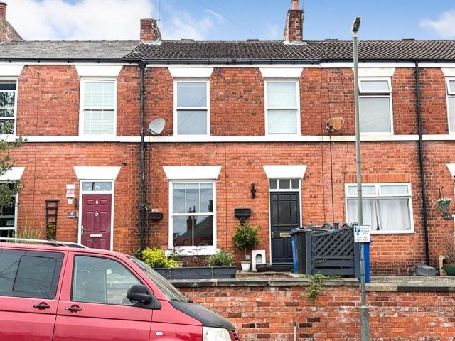 House for sale in Loundsley Green, East Midlands