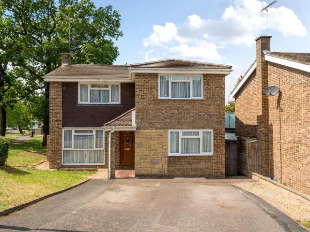 House for sale in Dedworth, Windsor