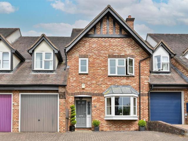 House for sale in Roundwood, Five Acres