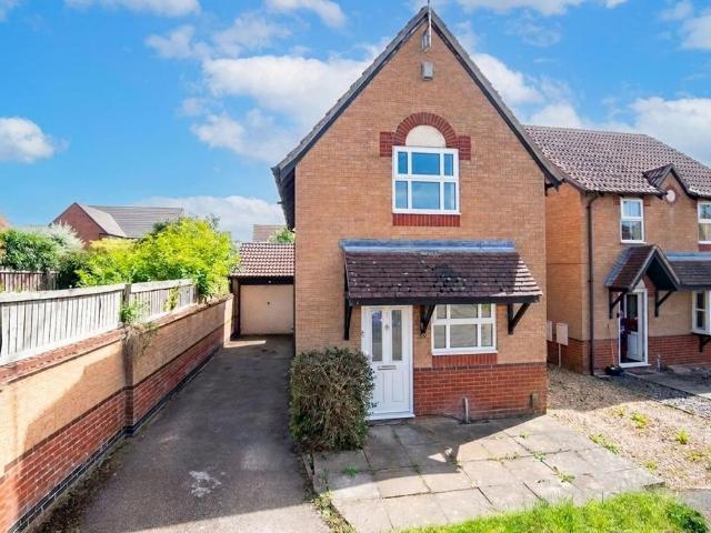 House for sale in Burton Latimer
