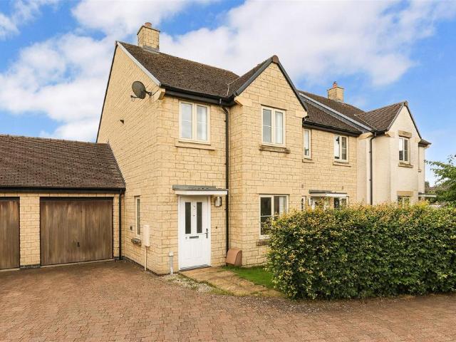 House for sale in Minchinhampton, School House