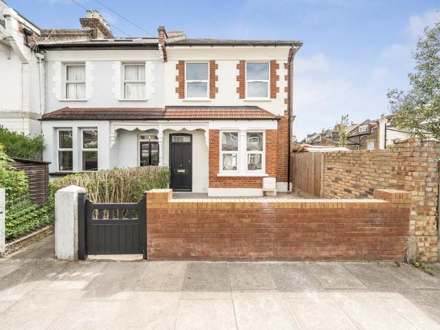 House for sale in Hornsey, Greater London
