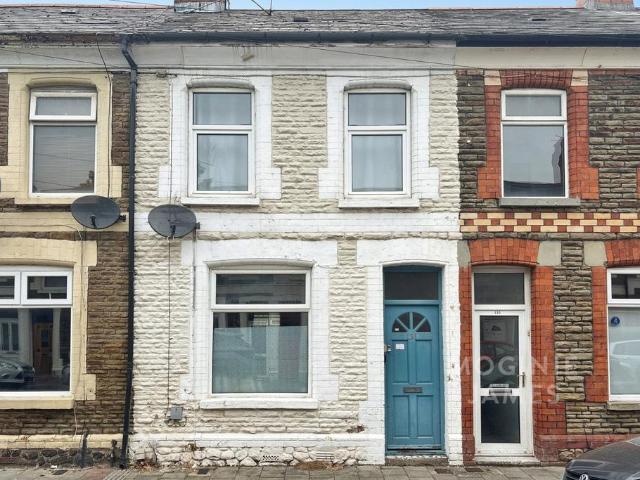 House for sale in Plasnewydd, Falcon Lodge