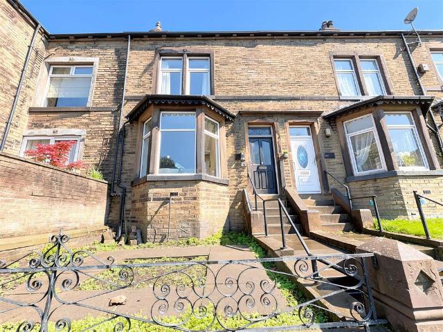 House for sale in Skircoat Green, Calderdale