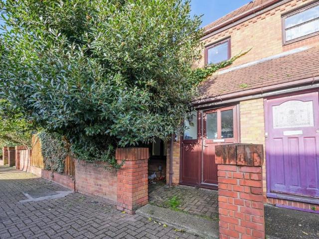 House for sale in Beckton, Greater London