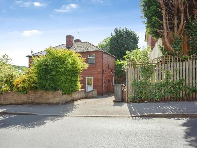 House for sale in Chapeltown, South Yorkshire