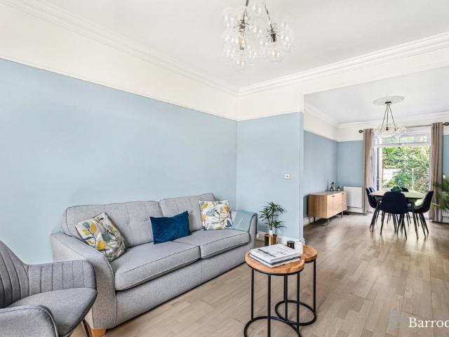 House for sale in New Barnet, Greater London
