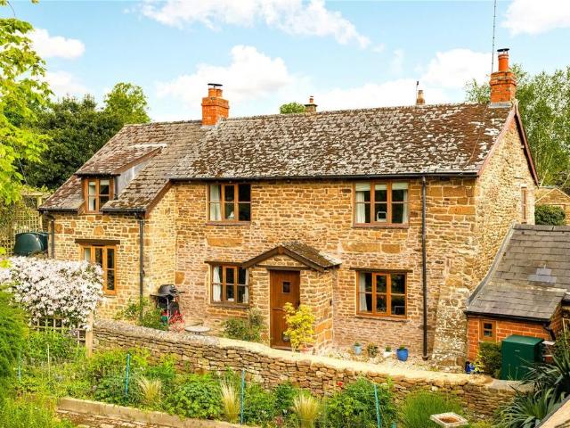 House for sale in Eydon, West Northamptonshire
