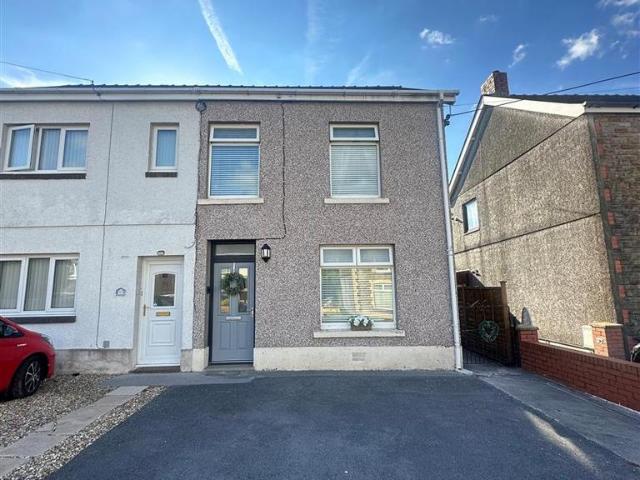 House for sale in Llanedi, Tycroes