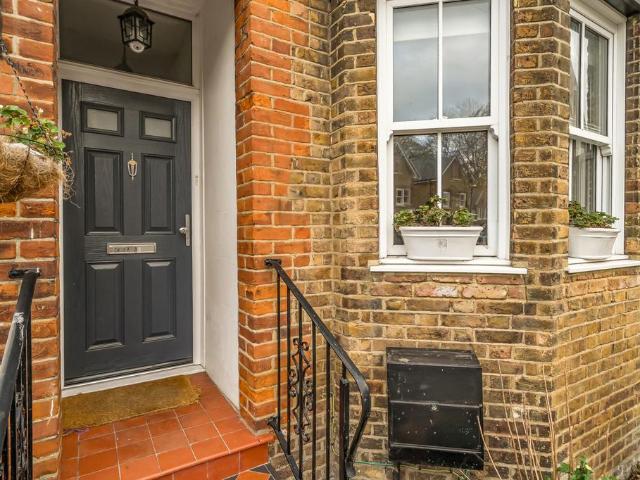 House for sale in Clewer Village, Windsor
