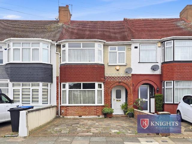 House for sale in Edmonton, Greater London