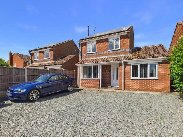 House for sale in Stafford Gardens, Belleau