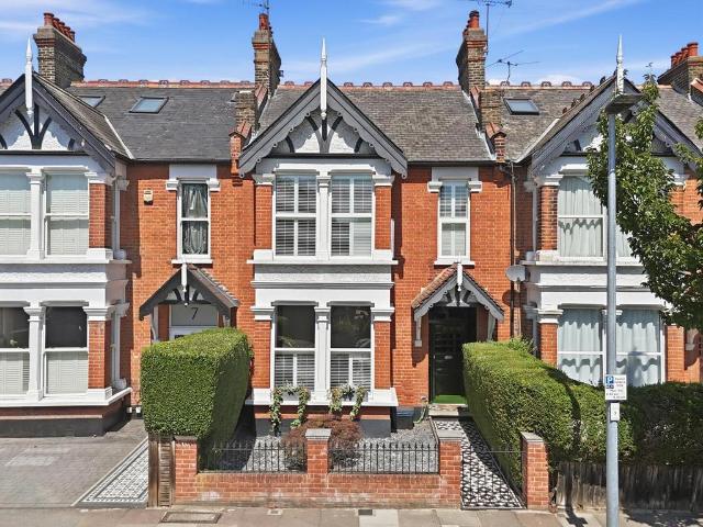House for sale in Wanstead, Greater London