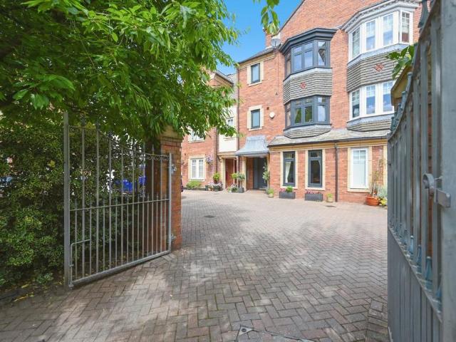 House for sale in Whittle Hall, Warrington