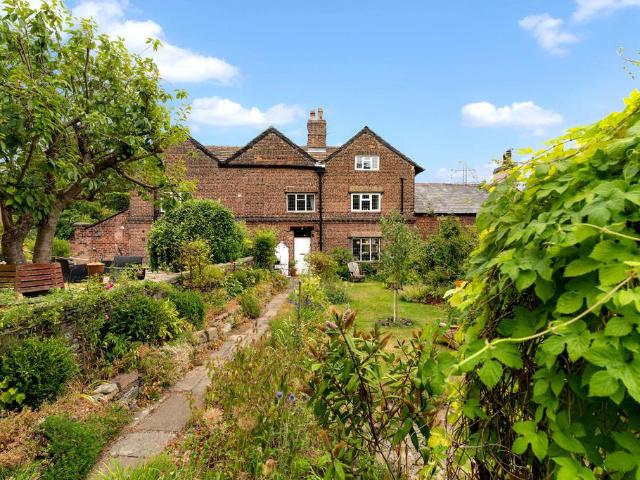 House for sale in Hazel Grove, Greater Manchester