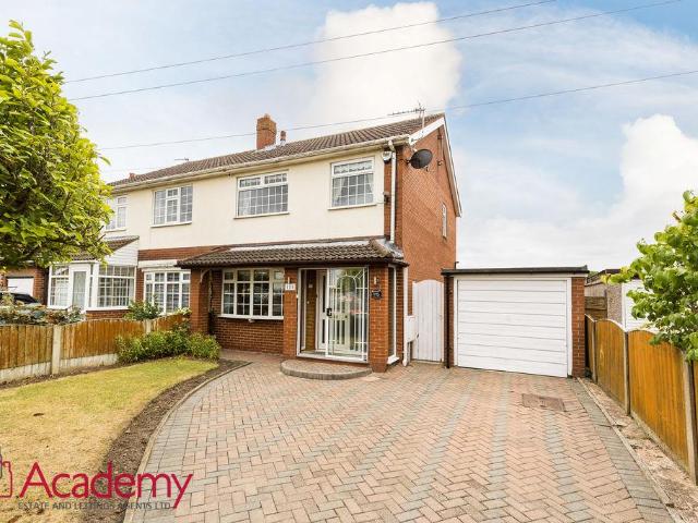 House for sale in Widnes