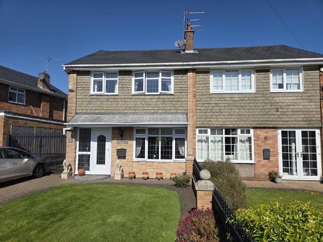 House for sale in Hale