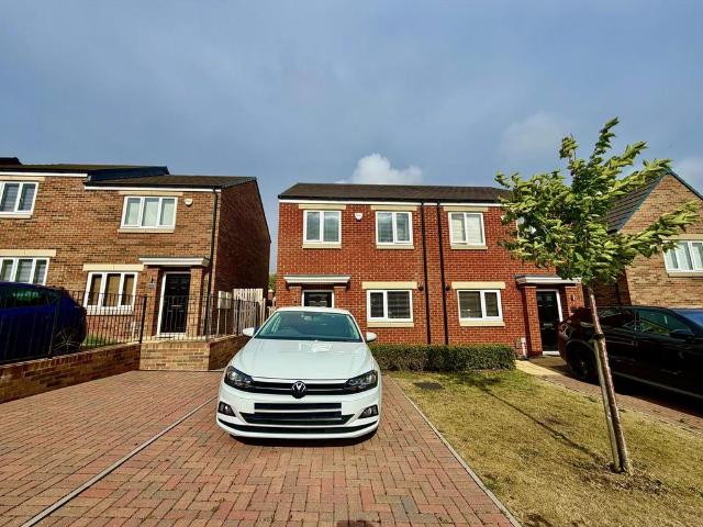 House for sale in Newbottle, Sunniside