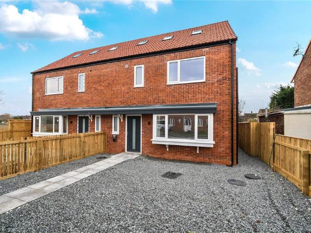 House for sale in Kelleythorpe, East Riding Of Yorkshire