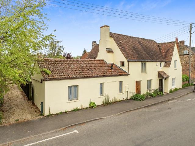 House for sale in School House, Gloucestershire