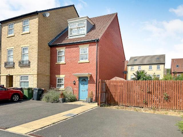 House for sale in Corby Village, Corby