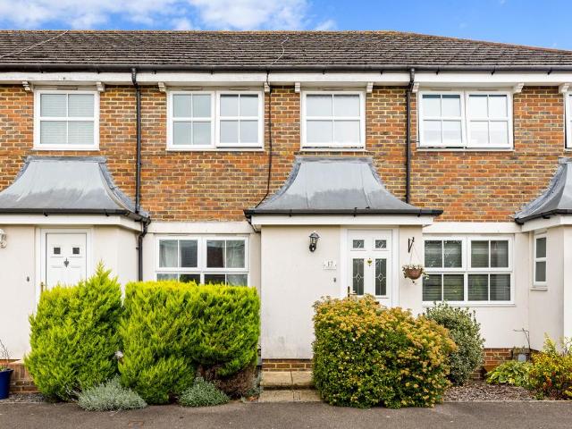 House for sale in Burstow, Hillview