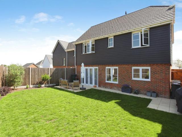House for sale in Sandown Park, Kent