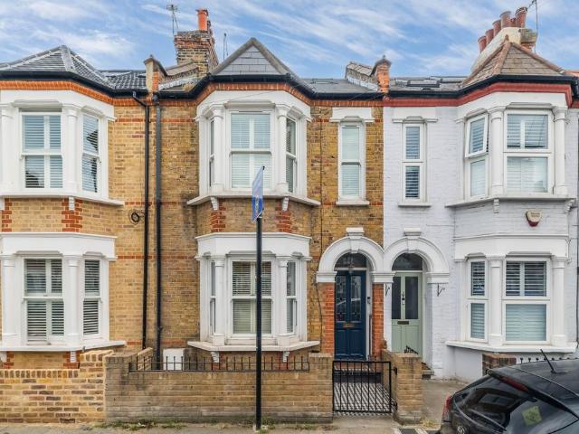 House for sale in London Borough of Lewisham, Greater London