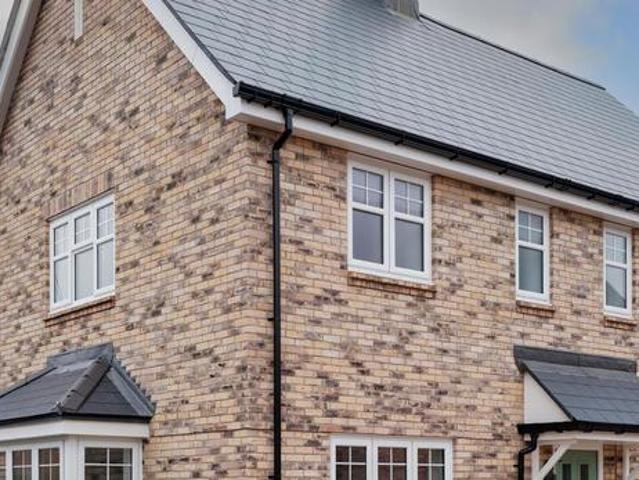 House for sale in Fleet, Hart