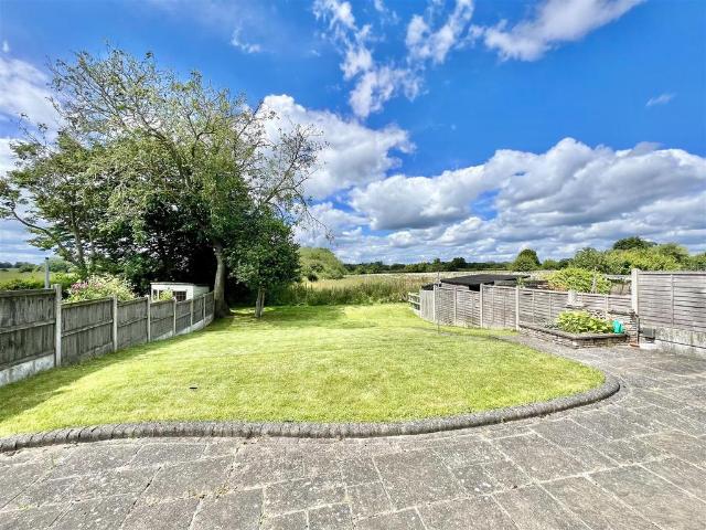 House for sale in Great Leighs, Felsted