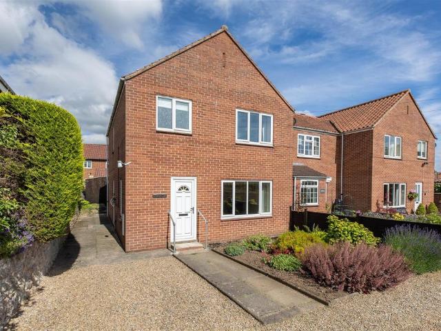 House for sale in Helmsley, North Yorkshire
