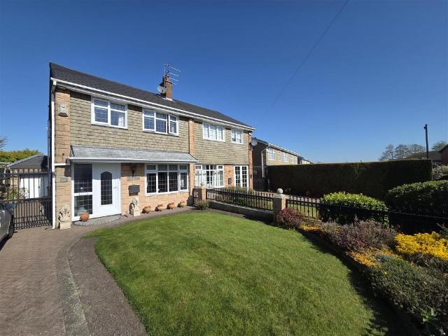 House for sale in Hale