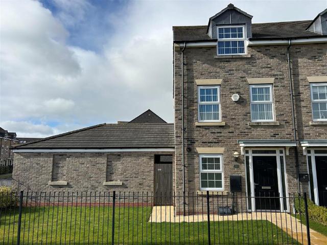 House for sale in Pocklington, East Riding Of Yorkshire