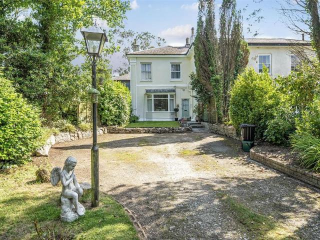House for sale in Stithians