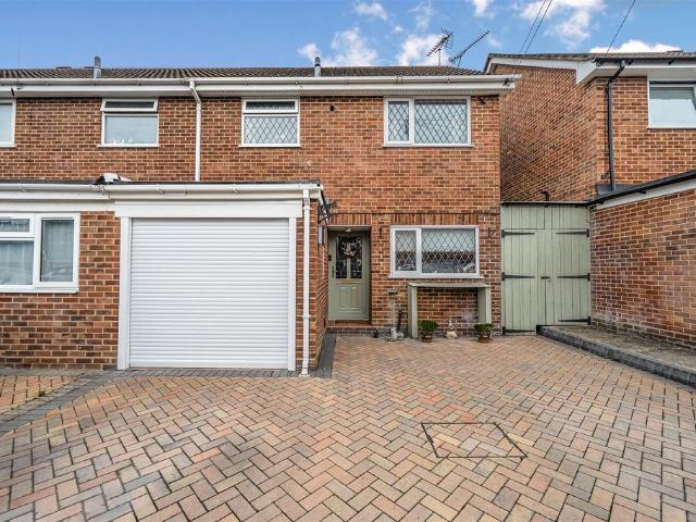 House for sale in Moulsham Green, Hart