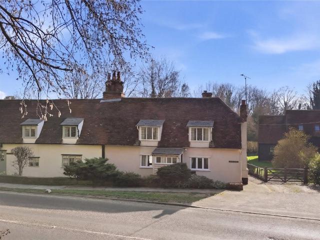 House for sale in Chipping Hill, Essex