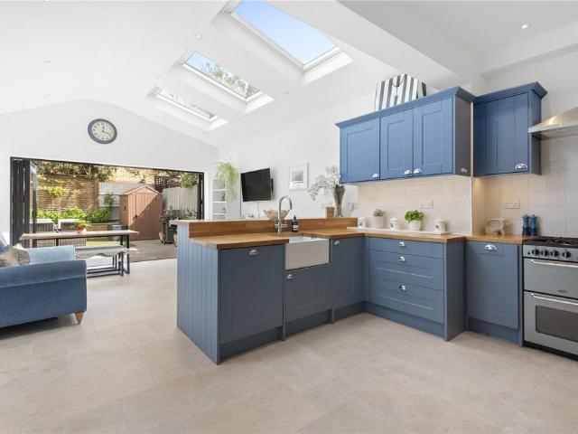 House for sale in Furzedown, Greater London