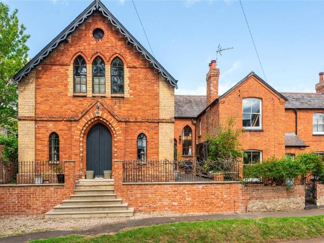 House for sale in Bengal, Greens Norton