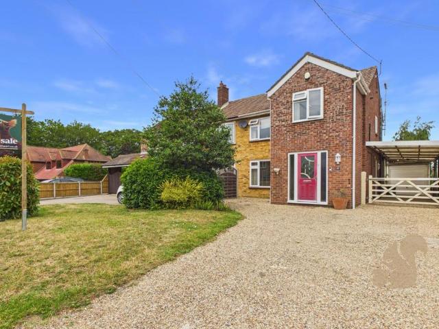 House for sale in Fordham Heath, Essex