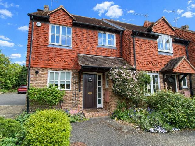 House for sale in Chiddingfold, Waverley