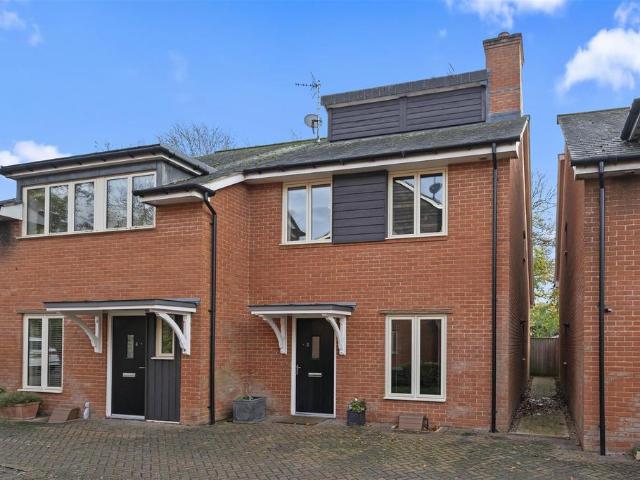 House for sale in Ripley, Guildford