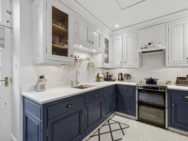 House for sale in Carmyle, Scotland