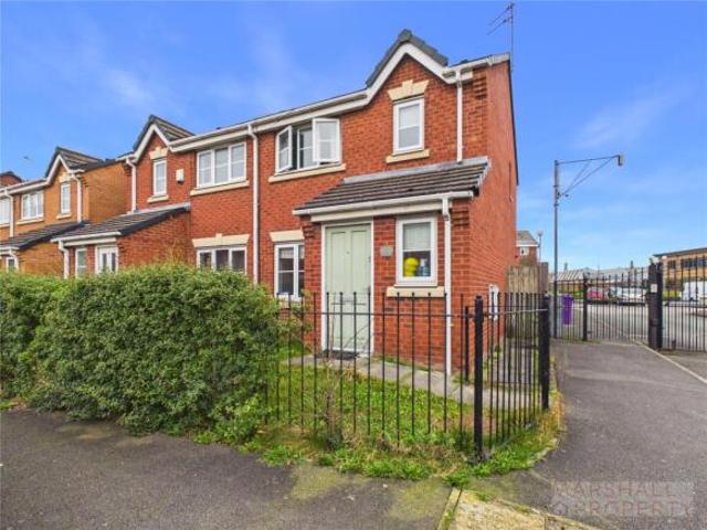 House for sale in Calderstones