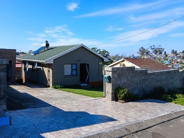 House for sale in East London, Eastern Cape