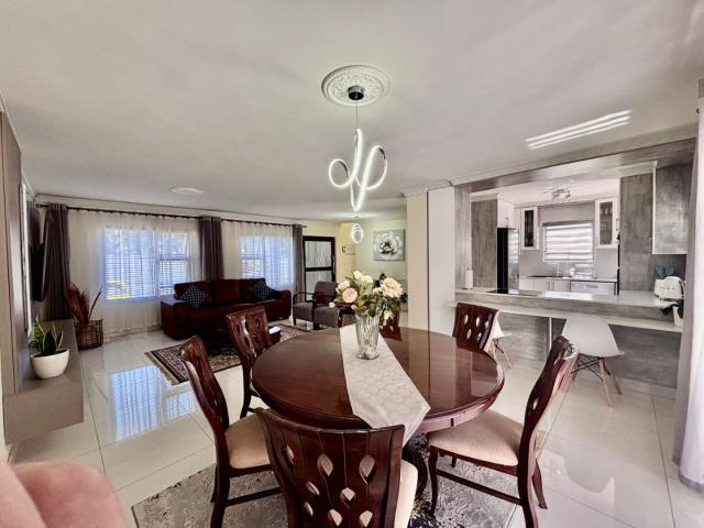 House for sale in Akasia, Gauteng