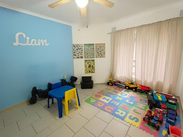 House for sale in Kingsburgh, Kwazulu-natal