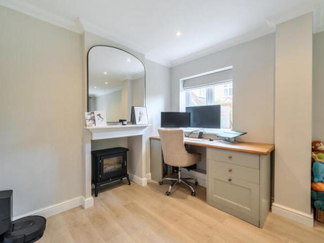 House for sale in Barton Stacey, Hampshire