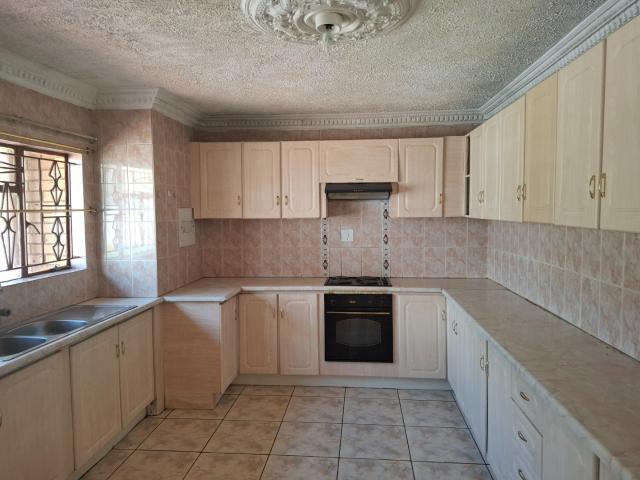 House for sale in Waterkloof, Gauteng