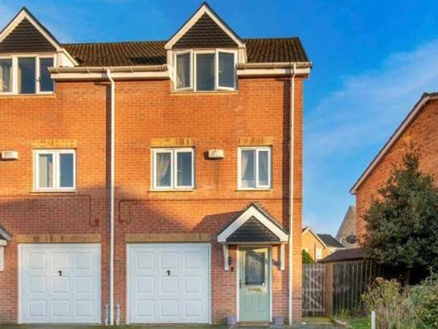 House for sale in Armthorpe, South Yorkshire