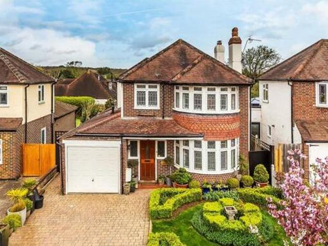 House for sale in Ashtead, Mole Valley